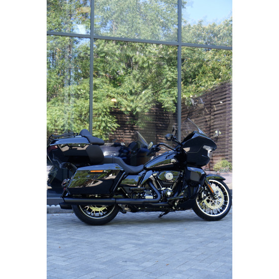 Harley-Davidson Road Glide Limited 2026 — touring мотоцикл