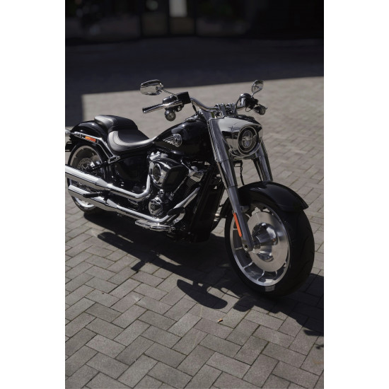 Harley-Davidson Fat Boy 2026 — легендарный круизер Harley
