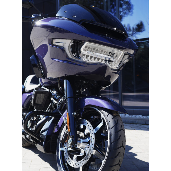 Harley-Davidson Road Glide 2026 — туринговый баггер с обтекателем Sharknose