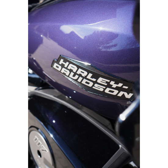 Harley-Davidson Road Glide 2026 — туринговый баггер с обтекателем Sharknose