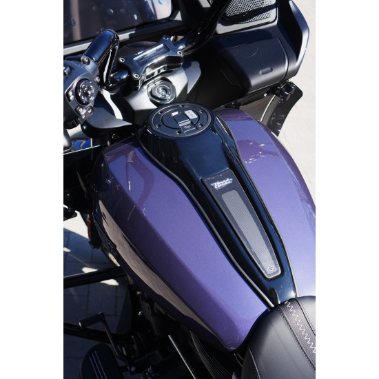 Harley-Davidson Road Glide 2026 — туринговый баггер с обтекателем Sharknose