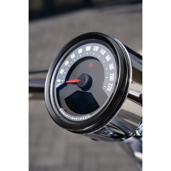 Harley-Davidson Breakout 2026 — потужний круїзер Harley