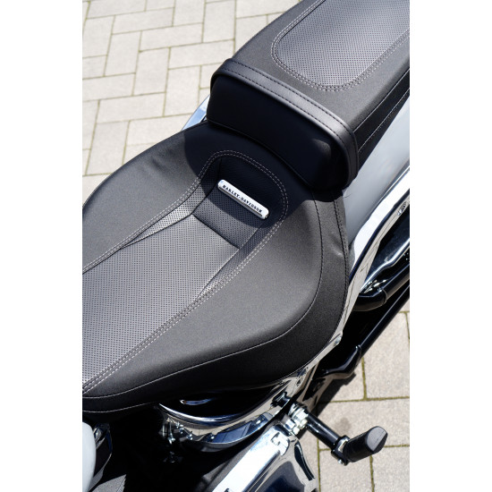 Harley-Davidson Breakout 2026 — потужний круїзер Harley